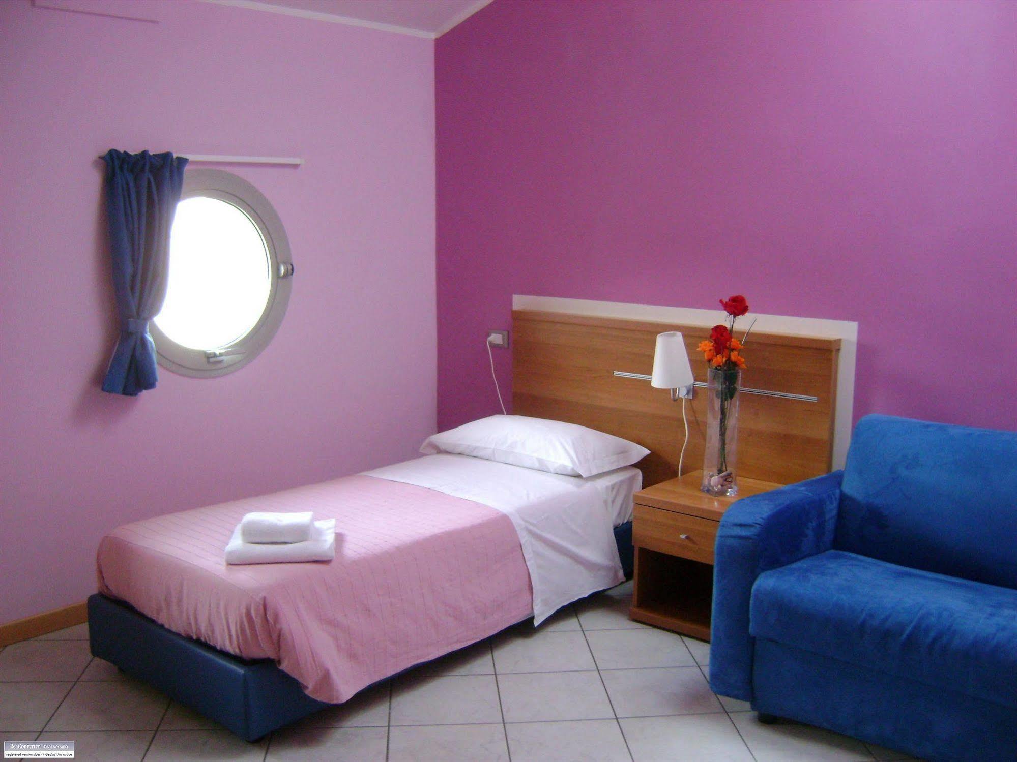 Albergo Meuble Abatjour Мантова Екстериор снимка